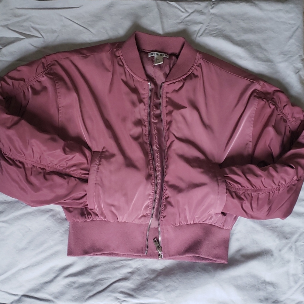 Forever 21 refletive puffy jacket